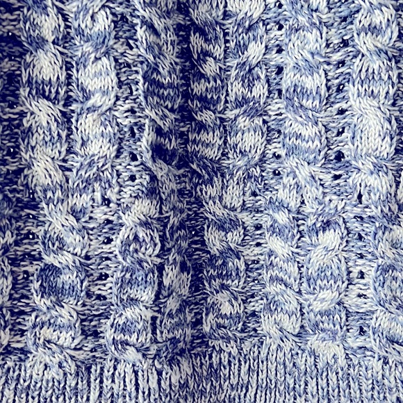 Womens M blue cableknit sweater - Picture 4 of 4